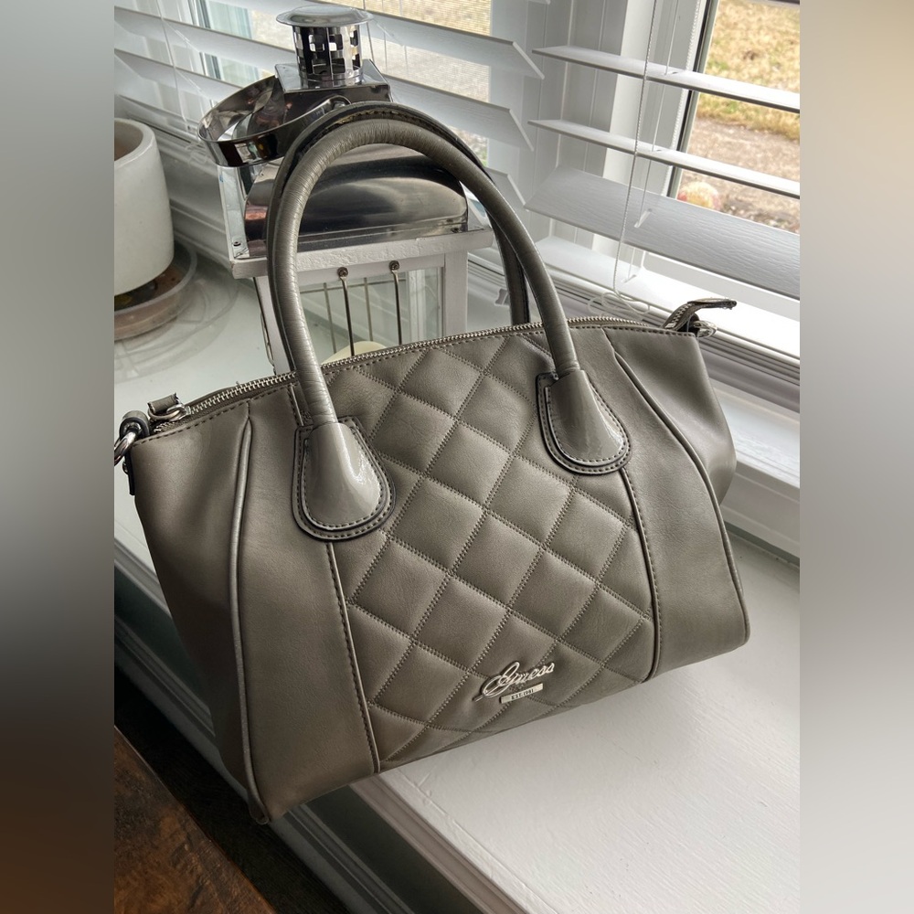 Guess Medium Quilted Handbag